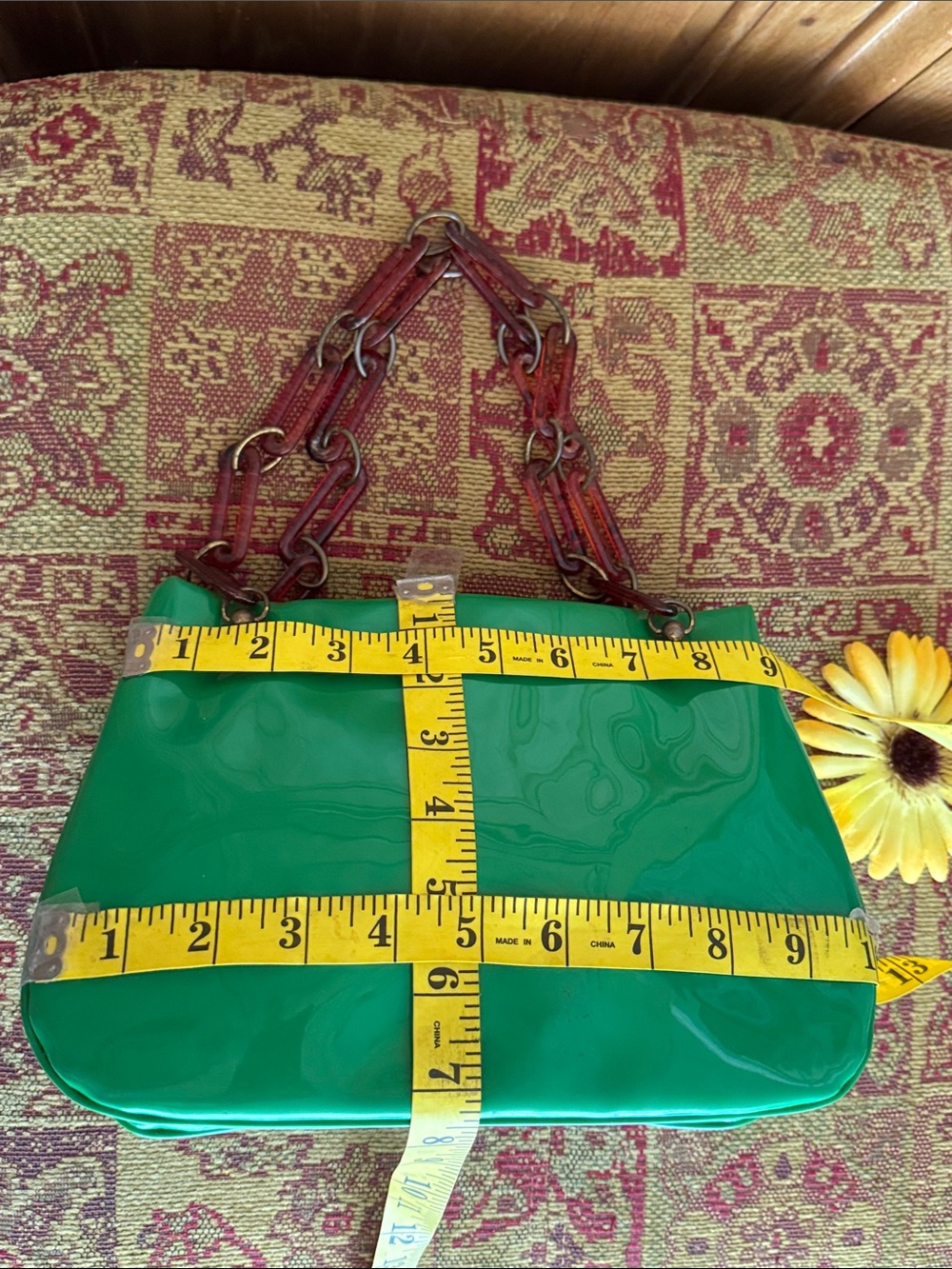 👛 RARE + Vintage; Kelly Green 50’s/60’s Vinyl Purse w/Coca Cola Colored Handles! - Picture 11 of 14